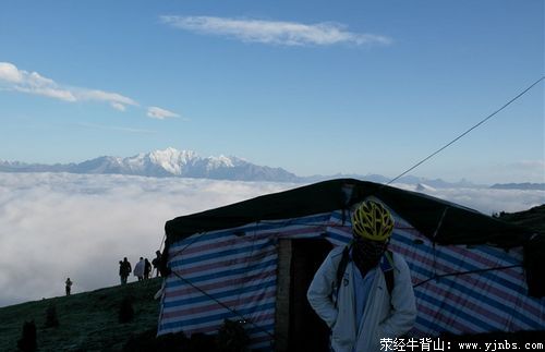 骑行荥经三合乡牛背山